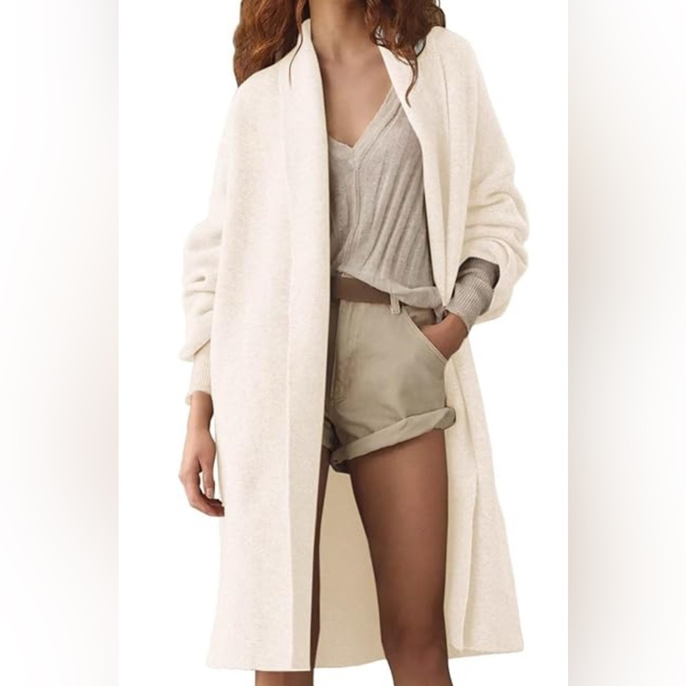 Women’s Elegant Cream Long robe one size